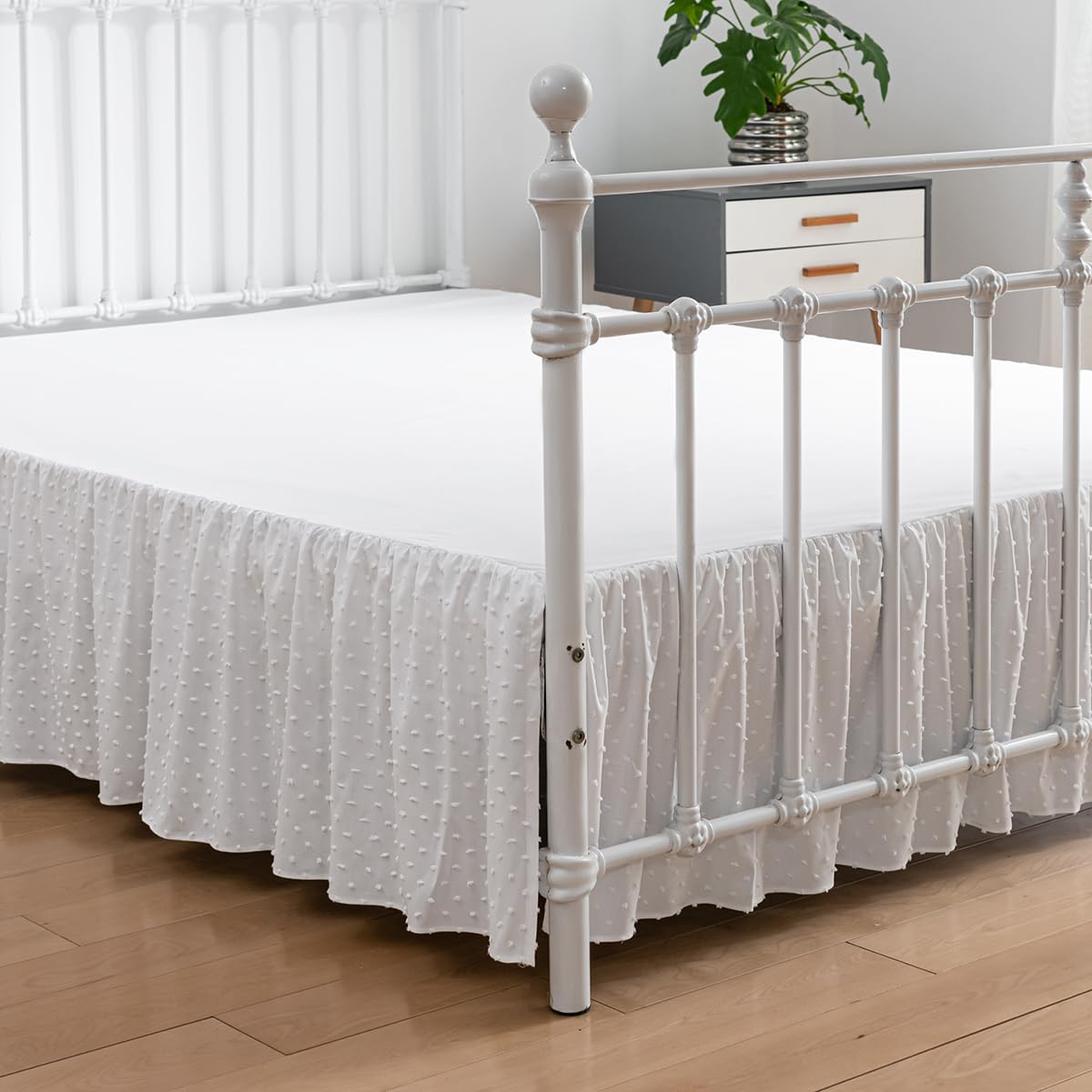 Tufted Dot Bed Skirt Queen Size - Ruffled Bed Skirt with Split Corners