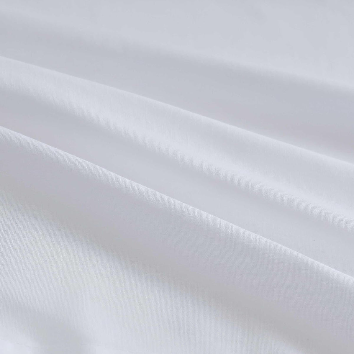 Martha Stewart - Queen Size Bed Skirt, Cotton Percale Bedding, 15-Inch Drop