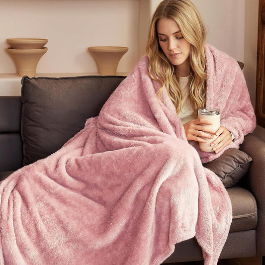 Exclusivo Mezcla Fuzzy Large Fleece Throw Blanket for Couch, Dusty Pink