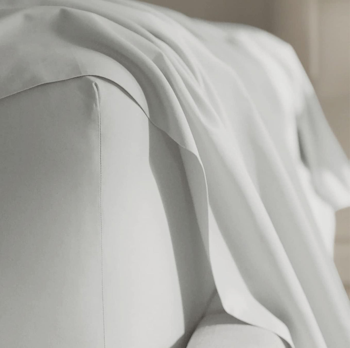 BOLL & BRANCH Signature Hemmed Flat Sheet, King, White