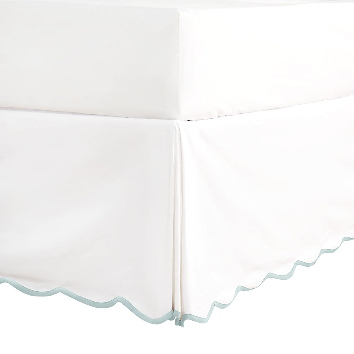 HIG Chic 14'' Queen BedSkirts Scallop Edge Pleated Dust Ruffle