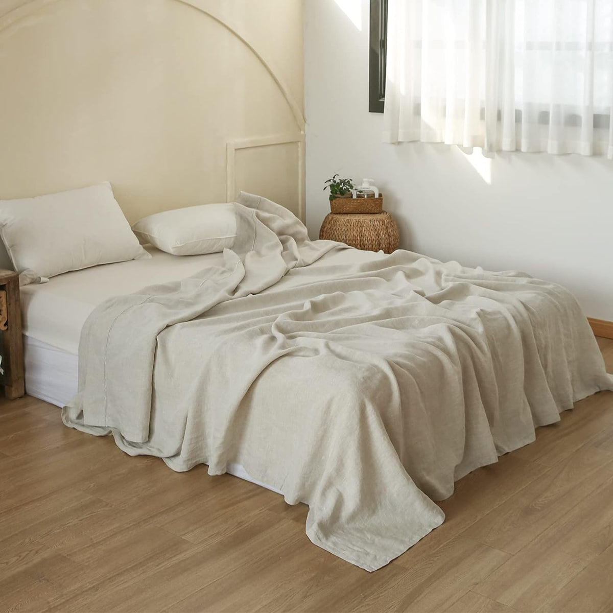 Simple&Opulence French Linen Flat Sheet with Embroidered Border-100% Stone Washed Flax Bedding,King Size(108''x102'') Ultra Soft,Breathable Flat Top Sheet-1 Piece Bed Flat Sheet Only(Linen)