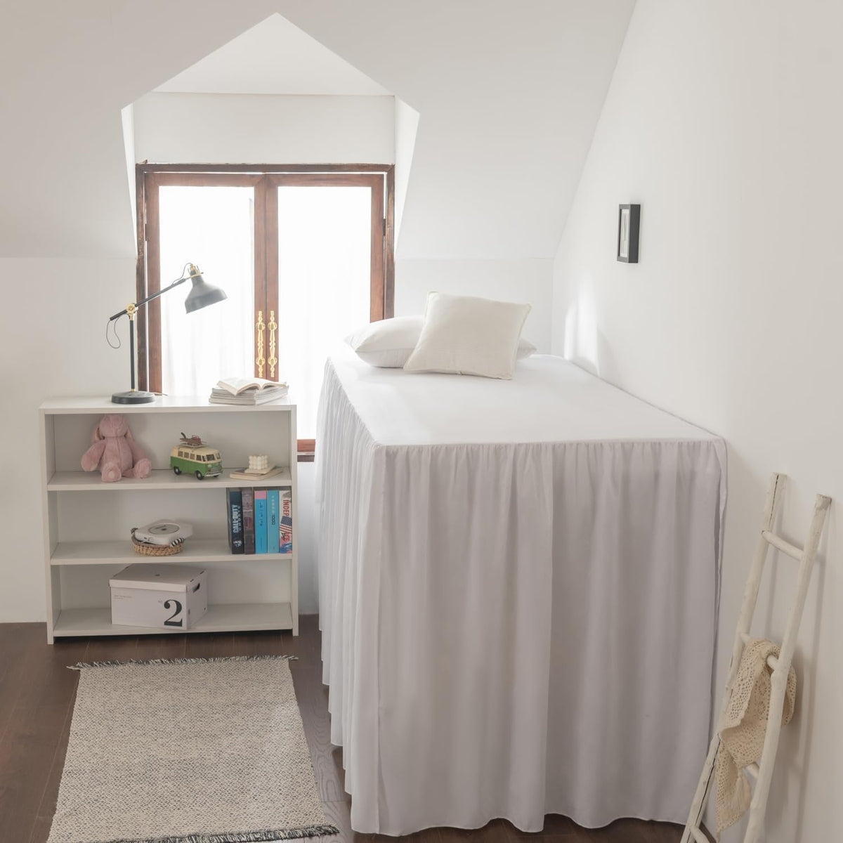 Dorm Room Bed Skirt Twin XL, College DormEssentials - White, 32 Inch