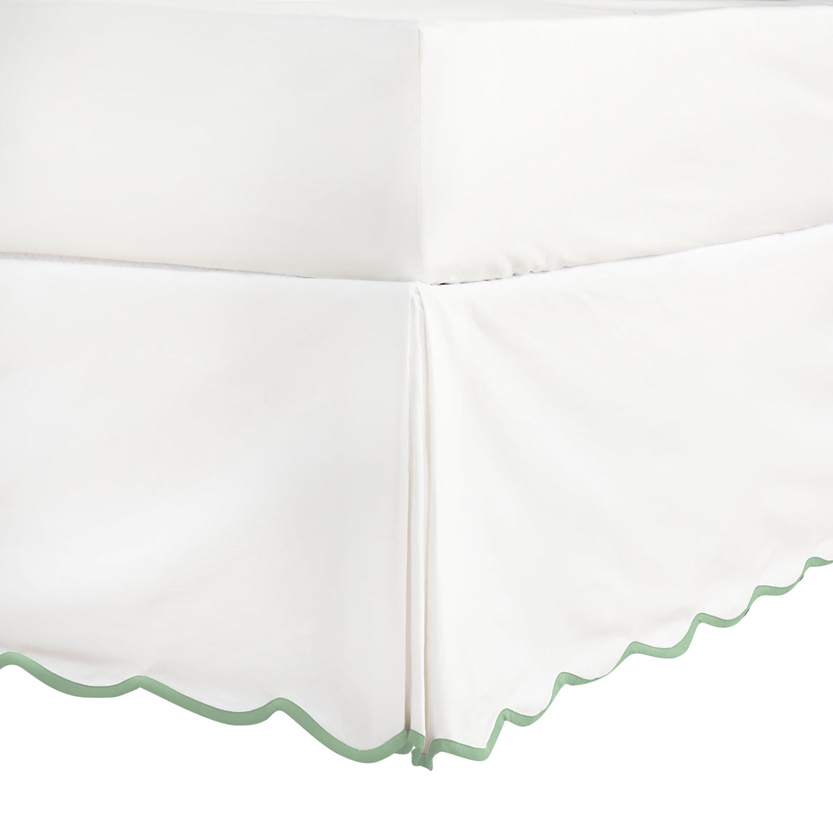 HIG Chic 14'' Queen BedSkirts Scallop Edge Pleated Dust Ruffle