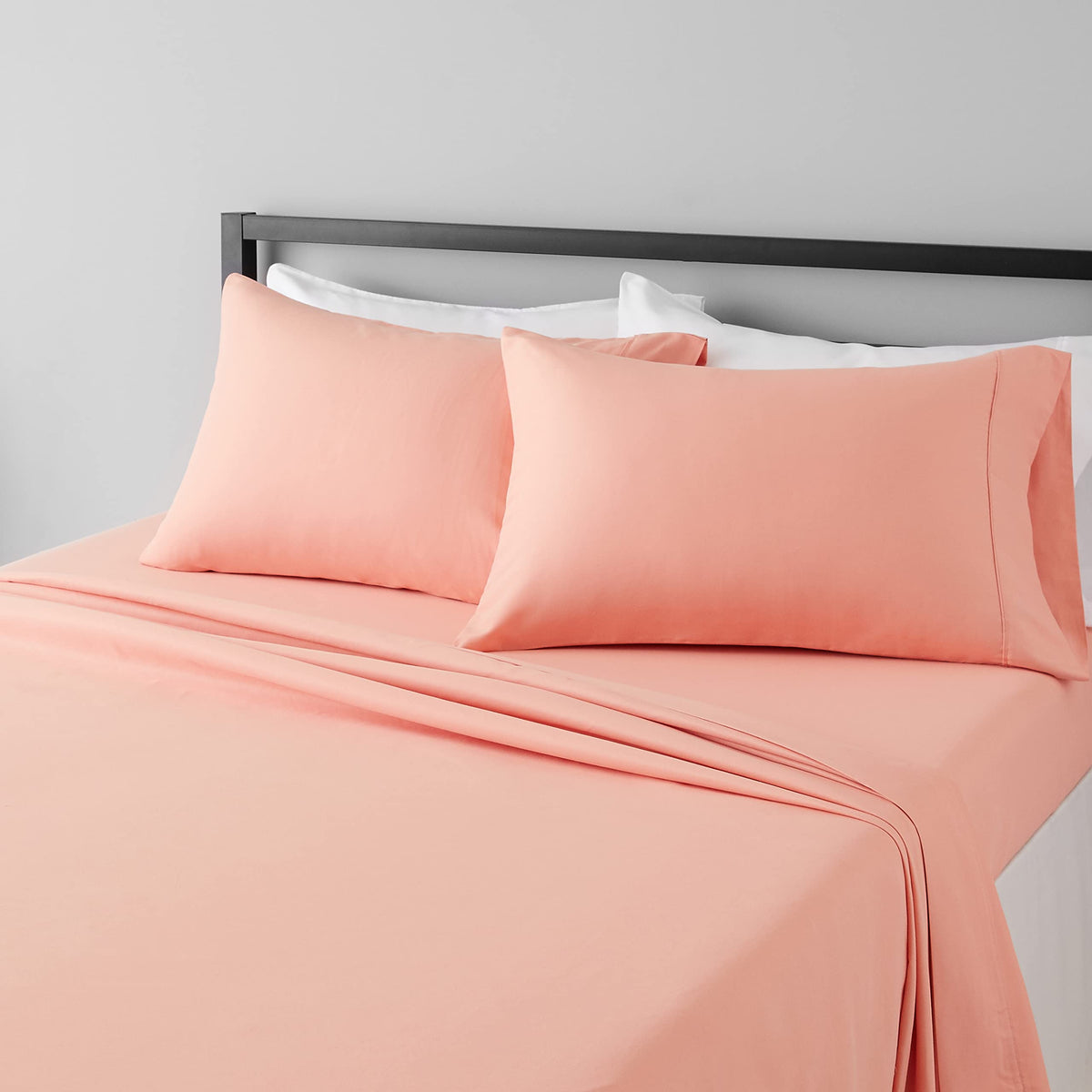 Amazon Basics Lightweight Breathable Wrinkle-Free Brushed Microfiber 3-Piece Bed Sheet Set with 14-Inch Deep Pockets, Twin, Bright White, Solid