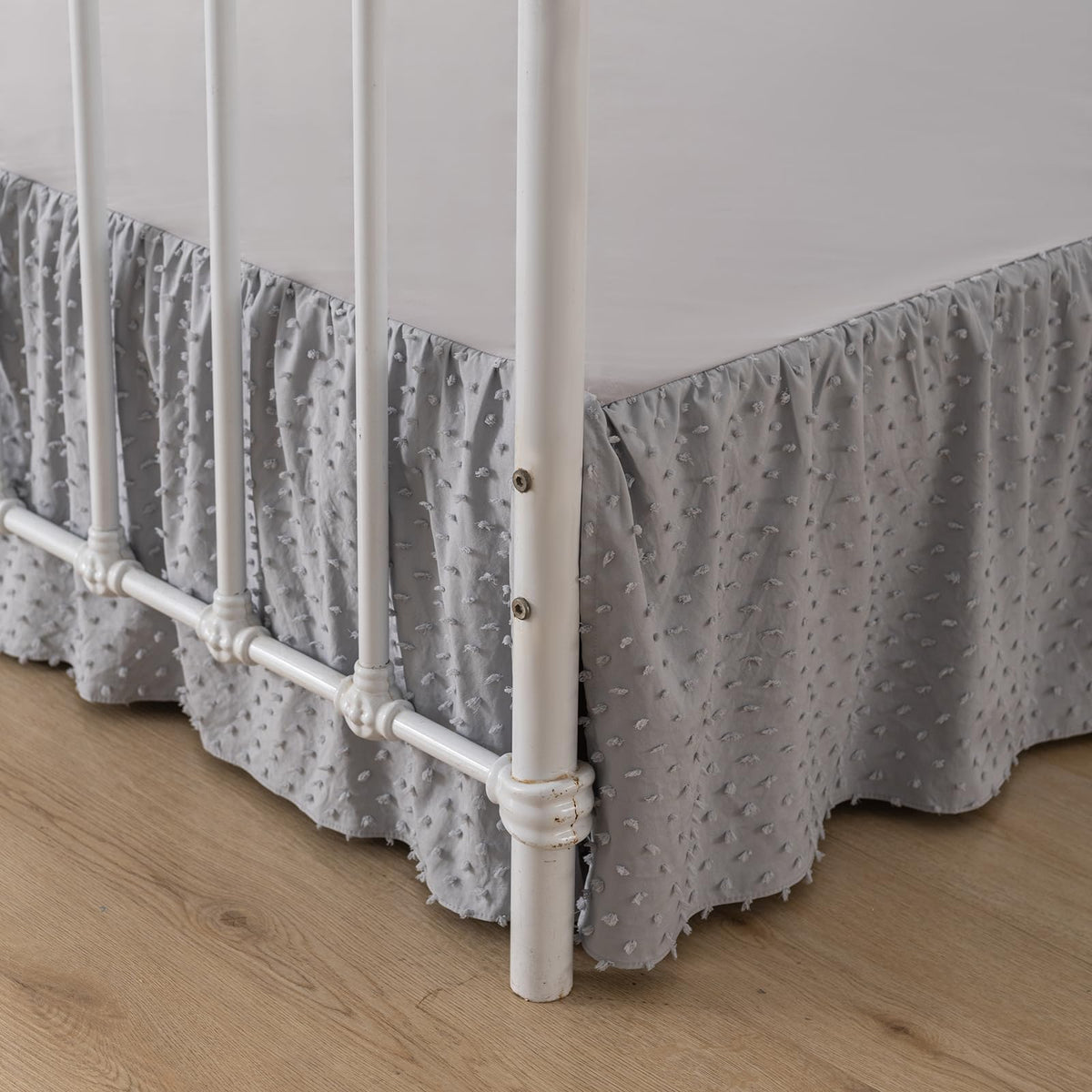 Tufted Dot Bed Skirt Queen Size - Ruffled Bed Skirt with Split Corners