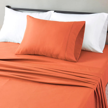 Amazon Basics Lightweight Breathable Wrinkle-Free Brushed Microfiber 3-Piece Bed Sheet Set with 14-Inch Deep Pockets, Twin, Bright White, Solid