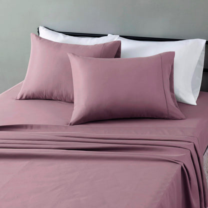 Amazon Basics Lightweight Breathable Wrinkle-Free Brushed Microfiber 3-Piece Bed Sheet Set with 14-Inch Deep Pockets, Twin, Bright White, Solid