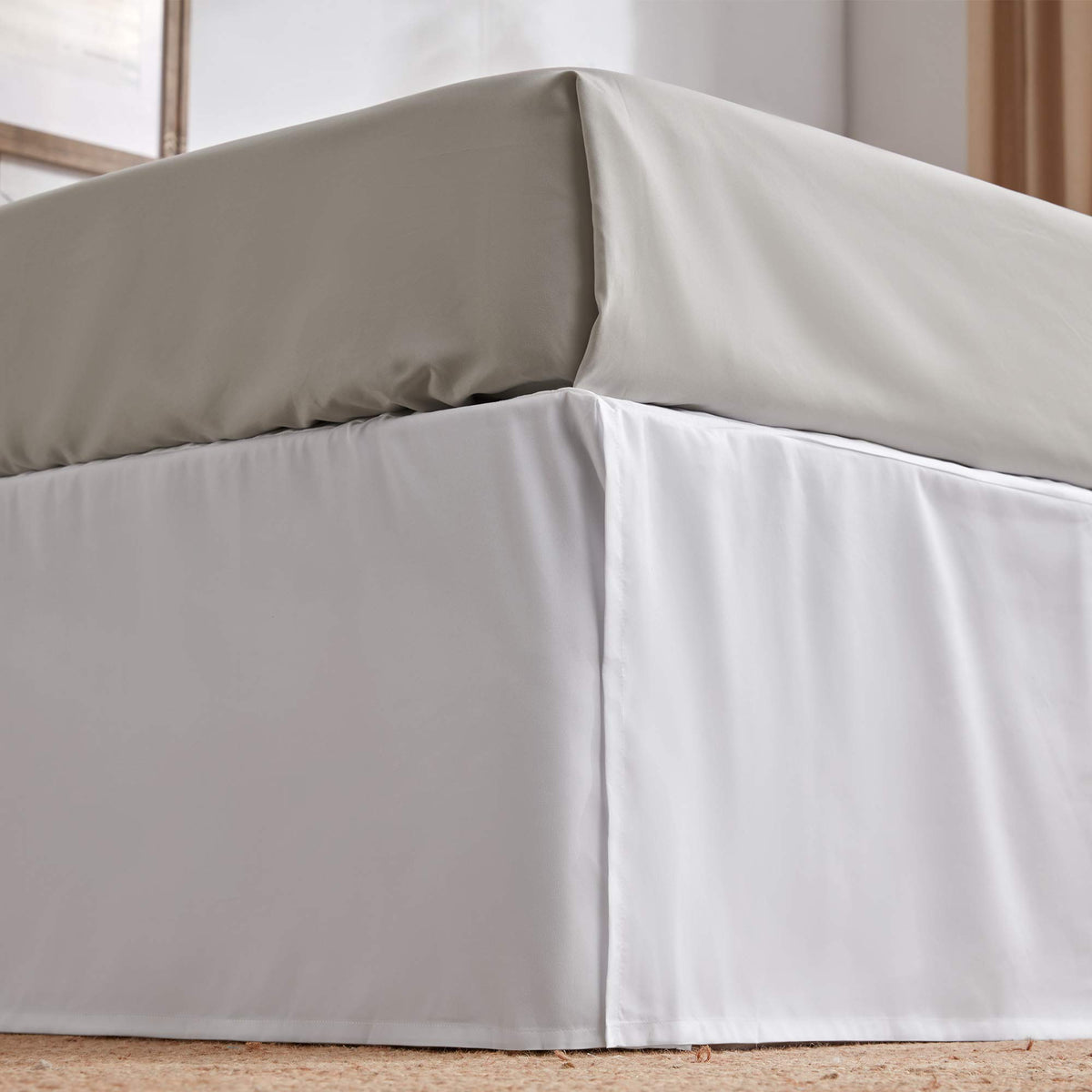 SLEEP ZONE Pleated Bed Skirts King Size, 15 inch Tailored Drop Easy Fit Bedskirt, Anti-Static, Fade Resistant (King, Beige)