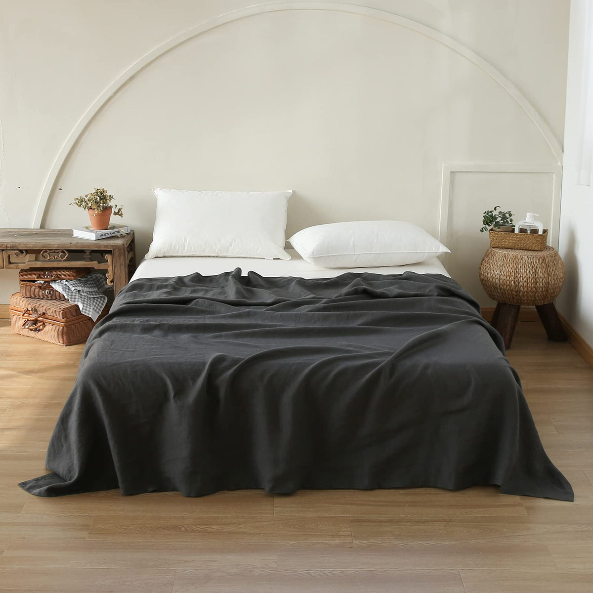Simple&Opulence French Linen Flat Sheet with Embroidered Border-100% Stone Washed Flax Bedding,King Size(108''x102'') Ultra Soft,Breathable Flat Top Sheet-1 Piece Bed Flat Sheet Only(Linen)