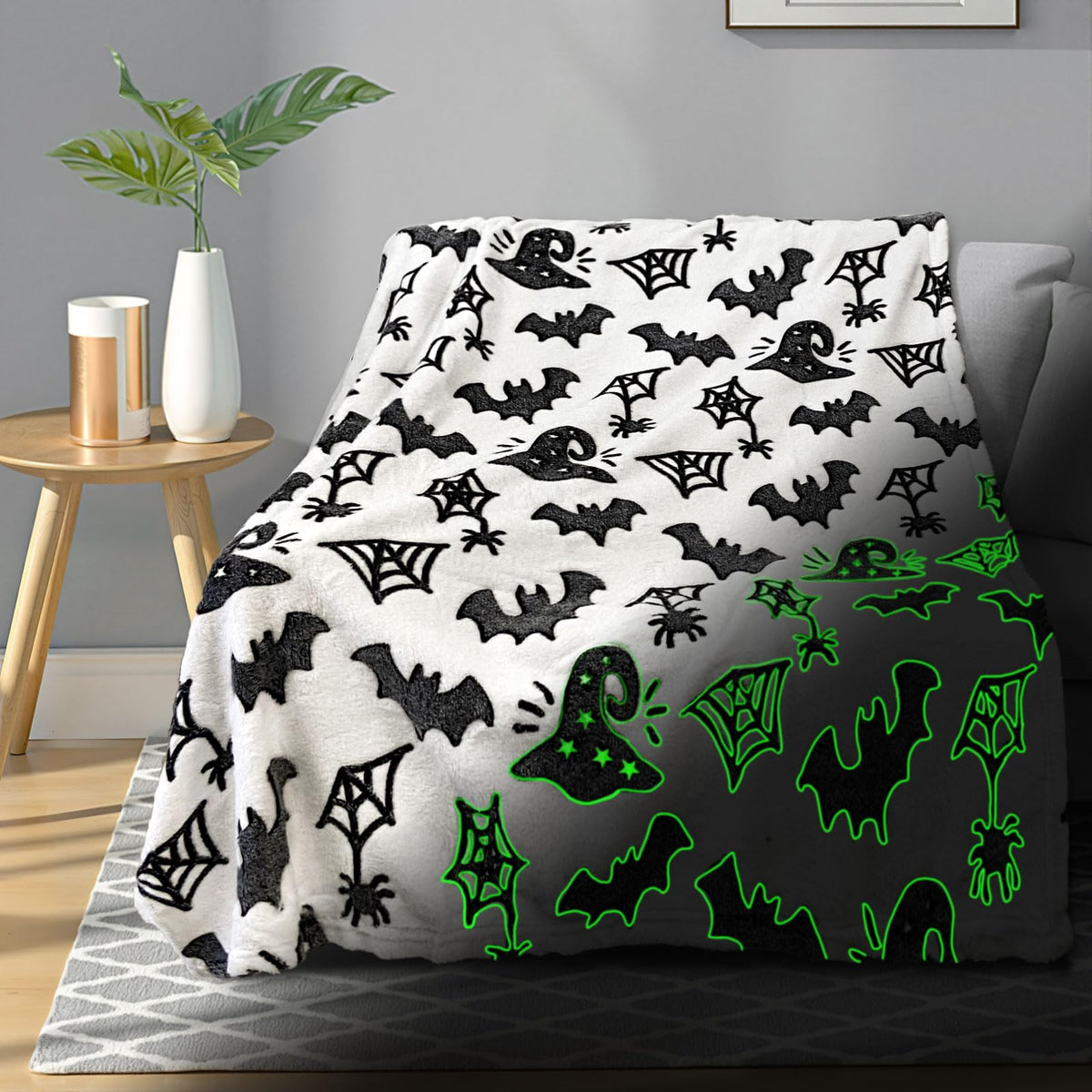 TEHALK Unicorn Glow in The Dark Blanket, Unicorn Blanket for Girls/Kids, Unicorns Gifts for Girls Age 3-12, Toddler Blanket for Kids, Soft Fleece Blanket Throw Birthday Gift 40"x60"