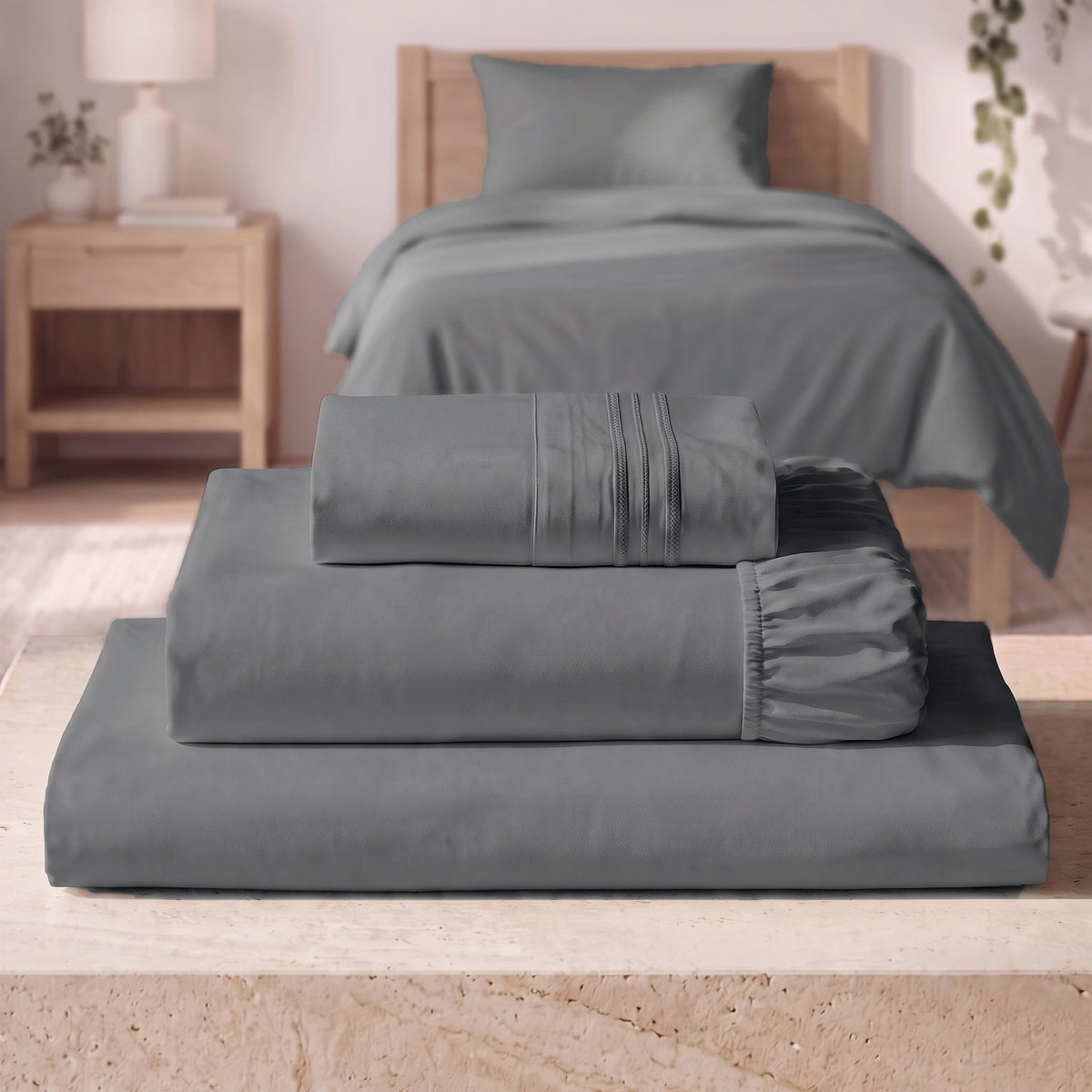 Mellanni Iconic 4-Piece, Ultra Soft Sheet Set (Queen, White)