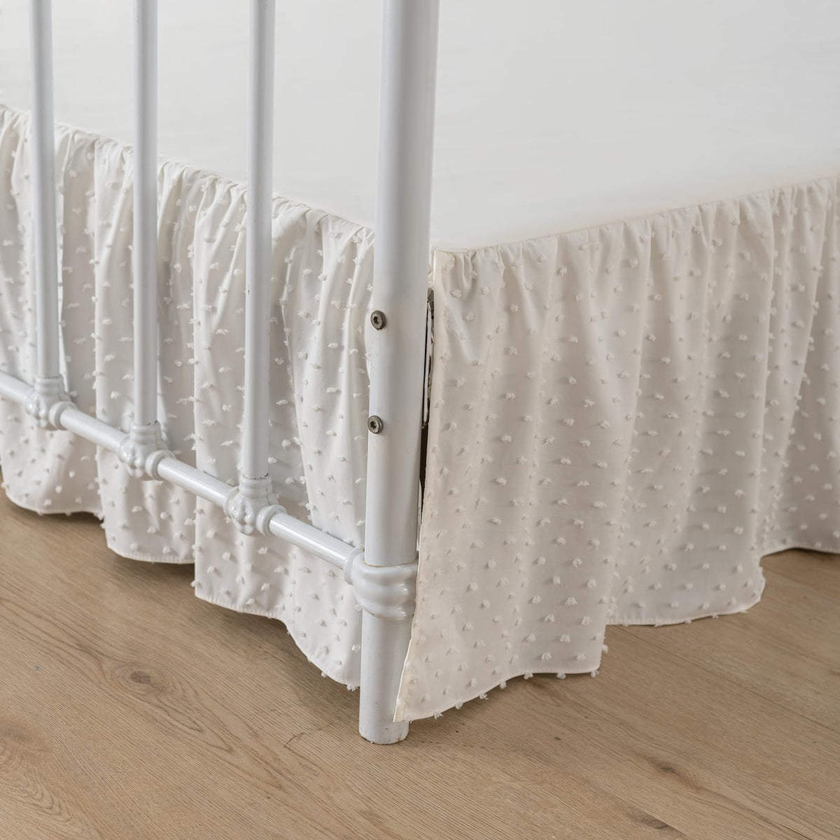 Tufted Dot Bed Skirt Queen Size - Ruffled Bed Skirt with Split Corners