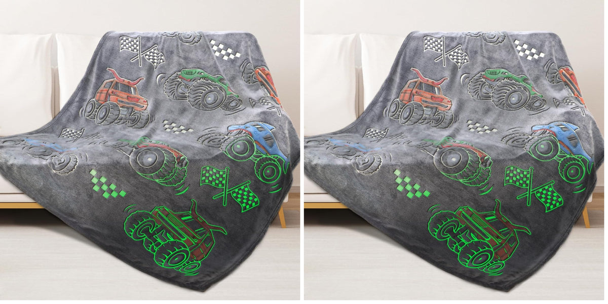 Boys Truck Car Toys Unique Gifts for Kids Glow in The Dark Blanket Glowing Cartoon Tractor Throw Blanket Soft Fleece Blanket Excavators Room Bed Sofa Decor Blankets