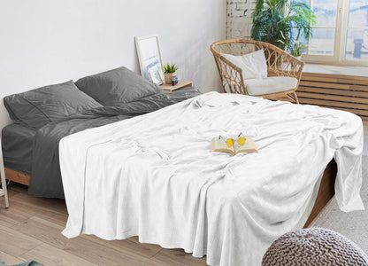 Utopia Bedding 100% Cotton Thermal Blanket White Twin, 90x72 Inches