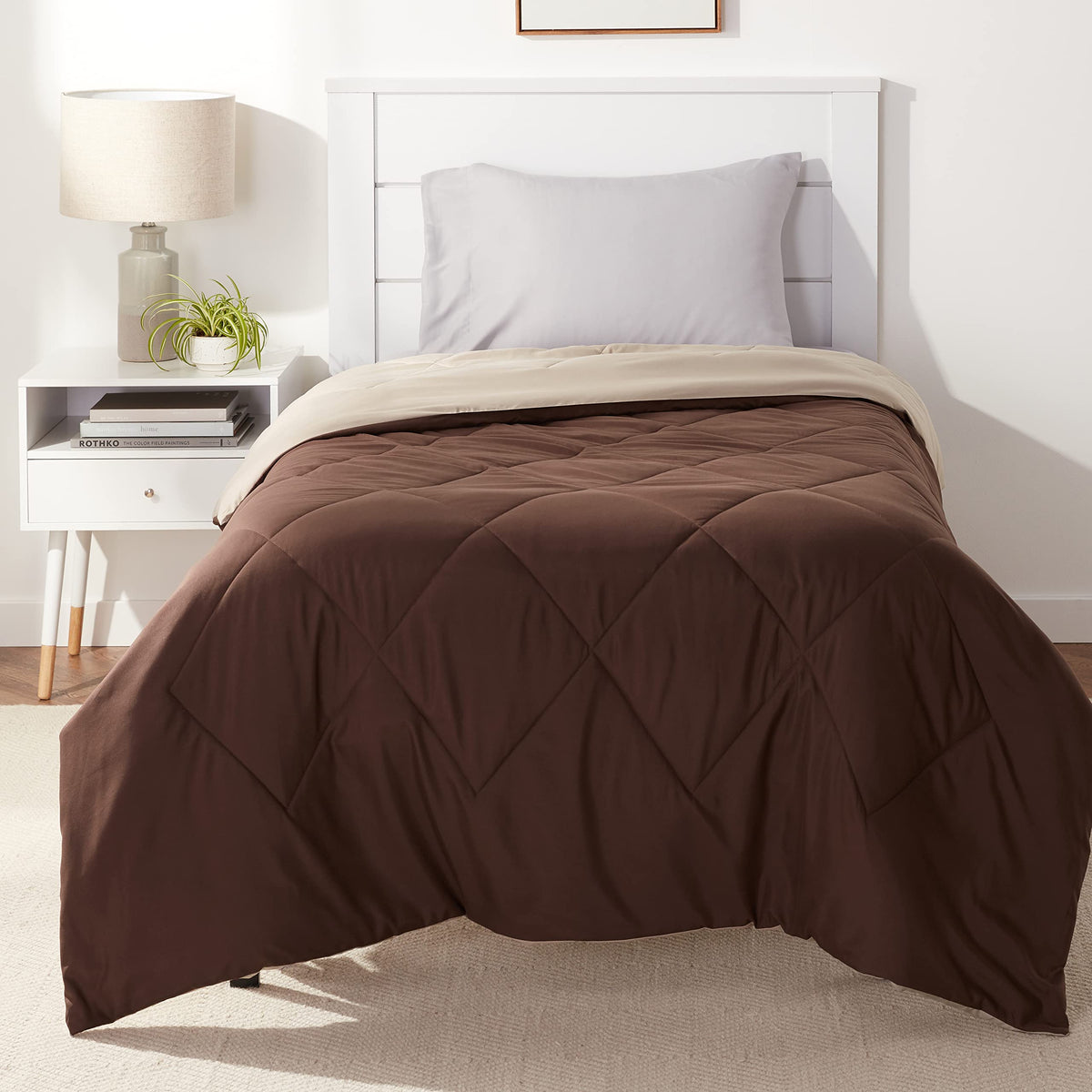 Amazon Basics Reversible Lightweight Microfiber All Season Comforter Blanket, Twin/Twin XL, Burgundy/Grey
