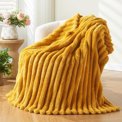NEWCOSPLAY Fleece Ribbed Cozy Throw Blanket for Couch, Pink, 50"x60"