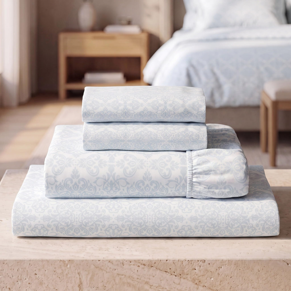 Mellanni Iconic 4-Piece, Ultra Soft Sheet Set (Queen, White)