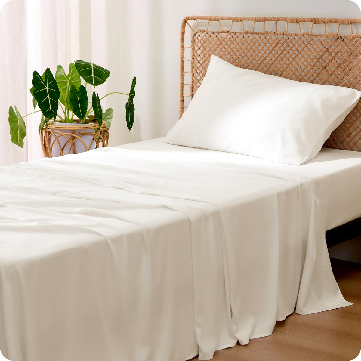 Bedsure PureWoven 100% Rayon Derived from Bamboo, Queen Sheets, 4 Pieces