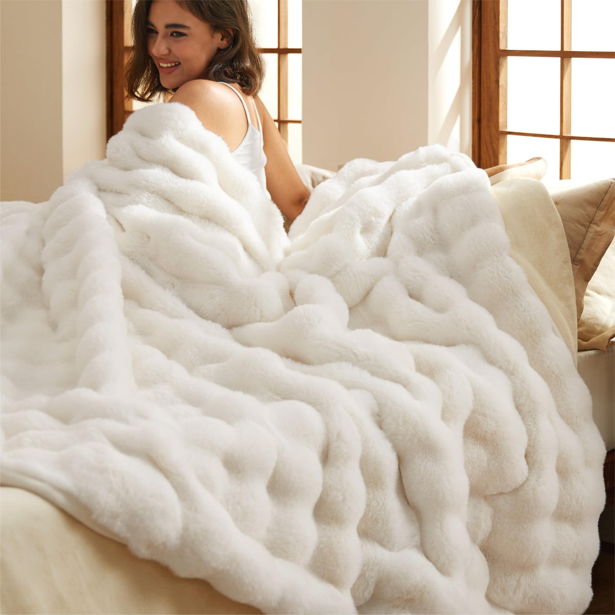 Bedsure Fluffy Bubble Faux Fur Throw XL Blanket, 50"x70", Tie-dye Taupe