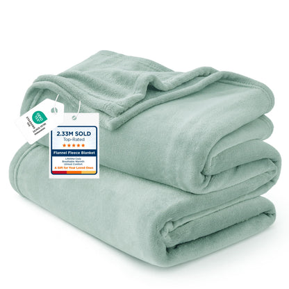 Bedsure GentleSoft Fleece Blankets Queen Size Cream - Birthday Gifts for Women Bed Blanket Soft Lightweight Plush Fuzzy Cozy Luxury Microfiber, Home Room Decor Gifts, 90x90 inches