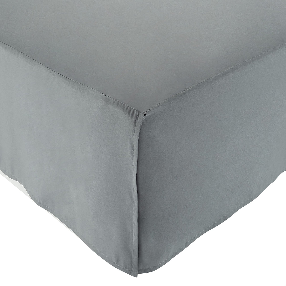 Amazon Basics Lightweight Pleated Bed Skirt, Machine Washable, Wrinkle and Fade Resistant, Queen, Black
