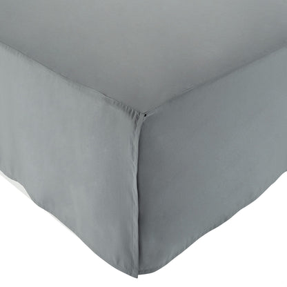 Amazon Basics Lightweight Pleated Bed Skirt, Machine Washable, Wrinkle and Fade Resistant, Queen, Black