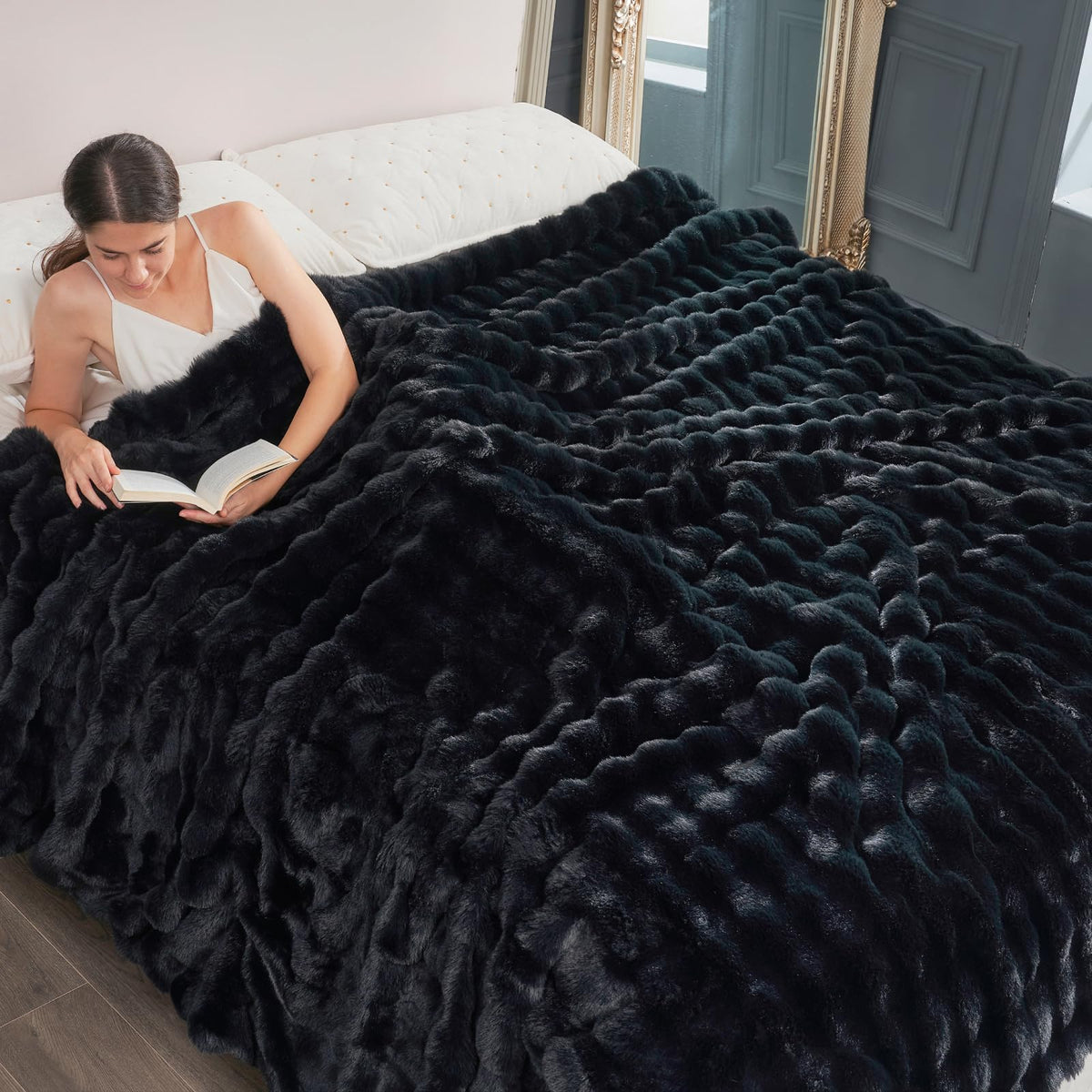 Cozy Bliss Faux Fur Throw Blanket for Couch, Fuzzy Soft Plush Thick Bubble Blanket for Sofa Bedroom Living Room, 50 * 60 Inches Tie-dye Taupe