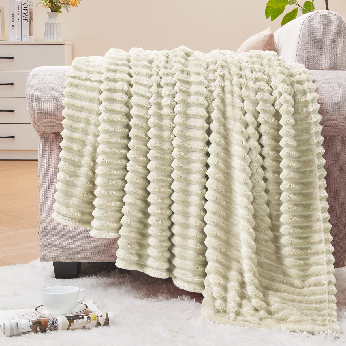 BEDELITE 3D Ribbed Jacquard Pink Fleece Throw Blanket for Couch, 50x60 Inch