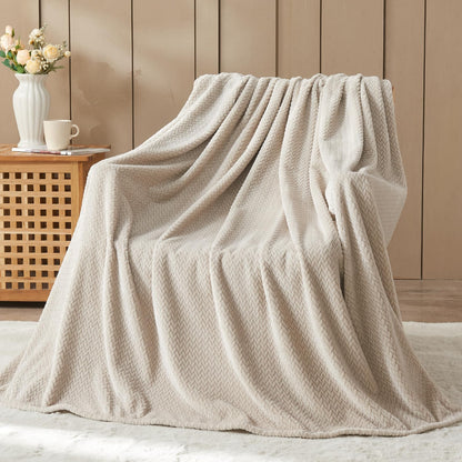 NEWCOSPLAY Fleece Leaves Pattern Throw Blanket, Light Purple, 50"x60"