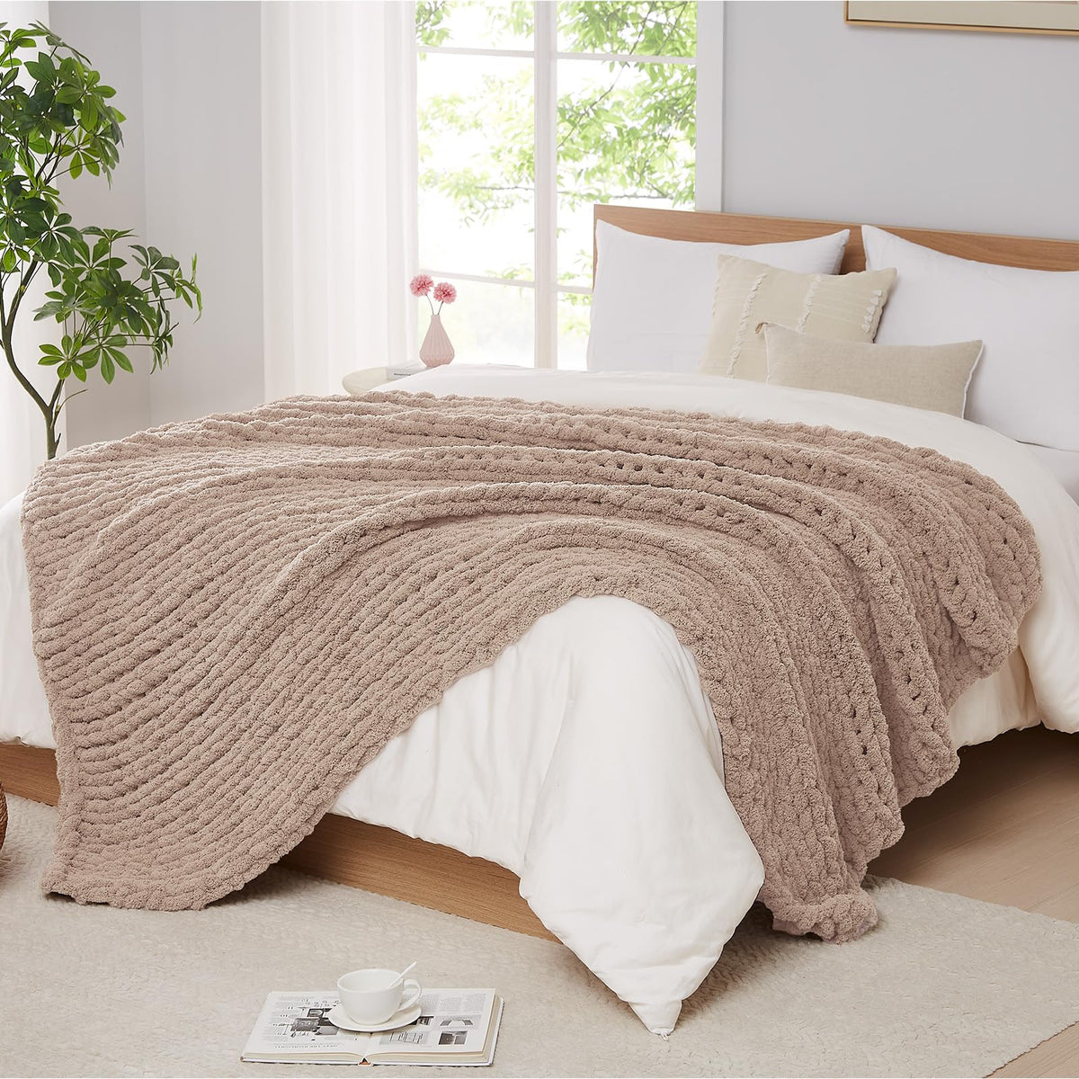 L'AGRATY Chunky Knit Throw Blanket for Couch, 50'' x 60'' Knit Throw, Ivory
