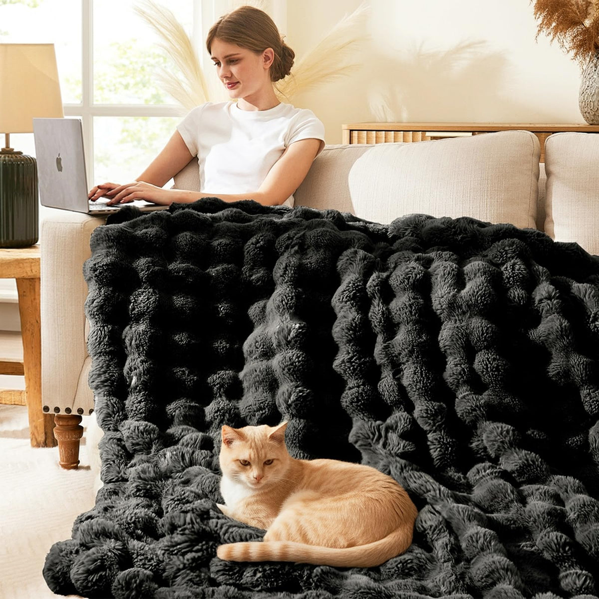 L'AGRATY Faux Rabbit Fur Throw Blanket for Couch, 50'' x 60'', Cocoa Brown