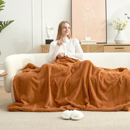 Amélie Home Soft Striped Faux Fur Throw Blanket for Couch, Beige, 55"x70"