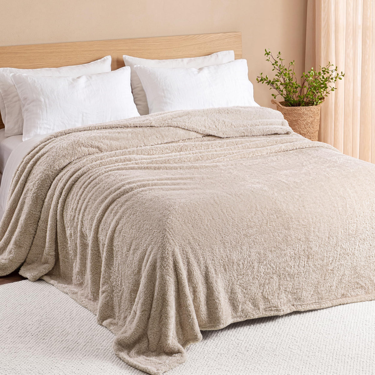 Exclusivo Mezcla Fuzzy Large Fleece Throw Blanket for Couch, Dusty Pink