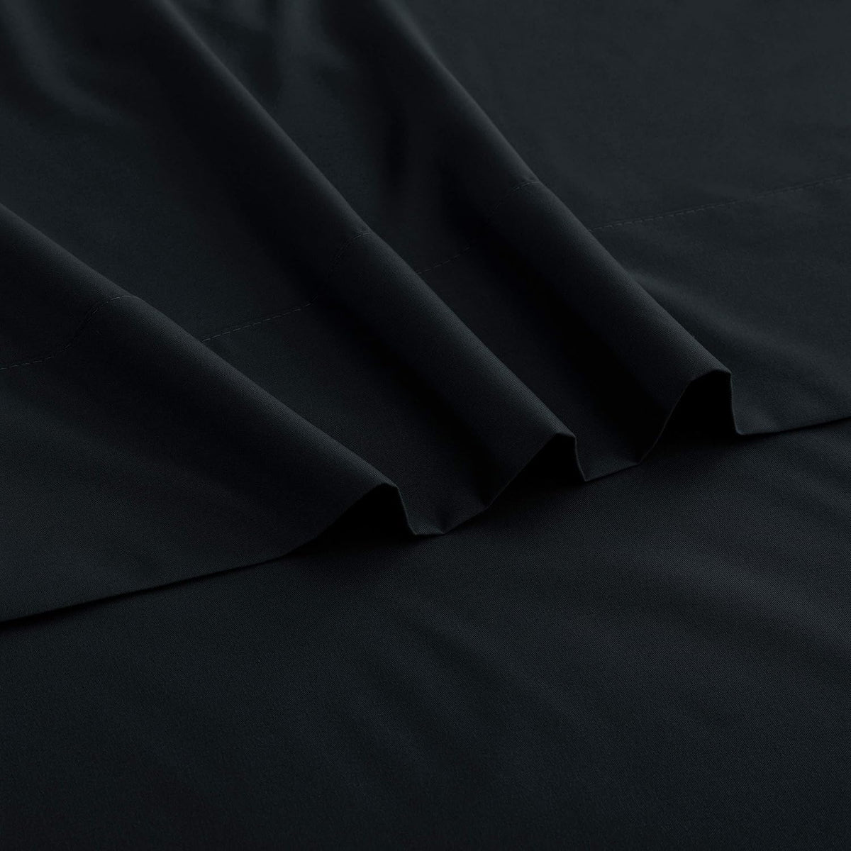 Sfoothome Queen Flat Sheet Black Top Sheet, Premium Hotel 1-Piece, Luxury and Soft 1500 Thread Count Quality Bedding Flat Sheet, Wrinkle-Free, Stain-Resistant