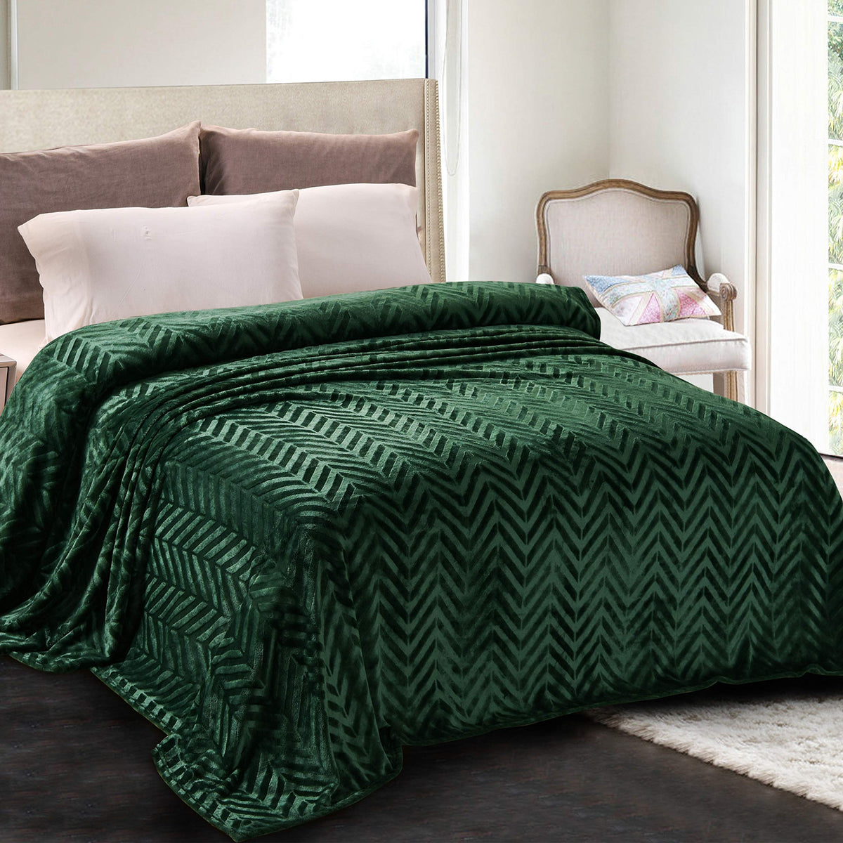Whale Flotilla Flannel Fleece Fall Bed Blanket Queen Size, Emerald Green