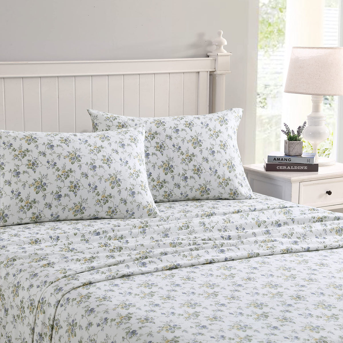 Laura Ashley - Queen Sheet Set with Fitted Sheet & Pillowcases