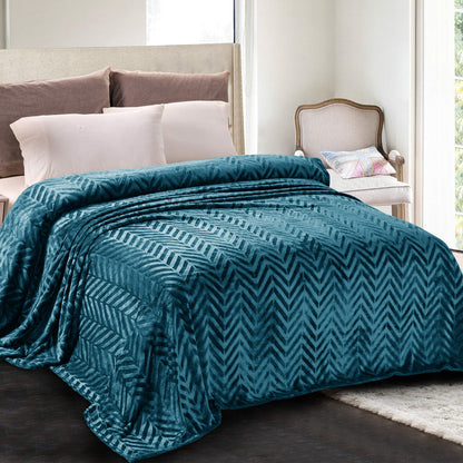 Whale Flotilla Flannel Fleece Fall Bed Blanket Queen Size, Emerald Green