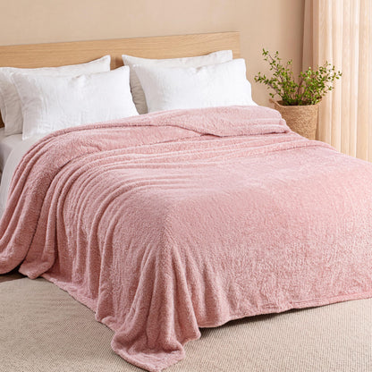Exclusivo Mezcla Fuzzy Large Fleece Throw Blanket for Couch, Dusty Pink