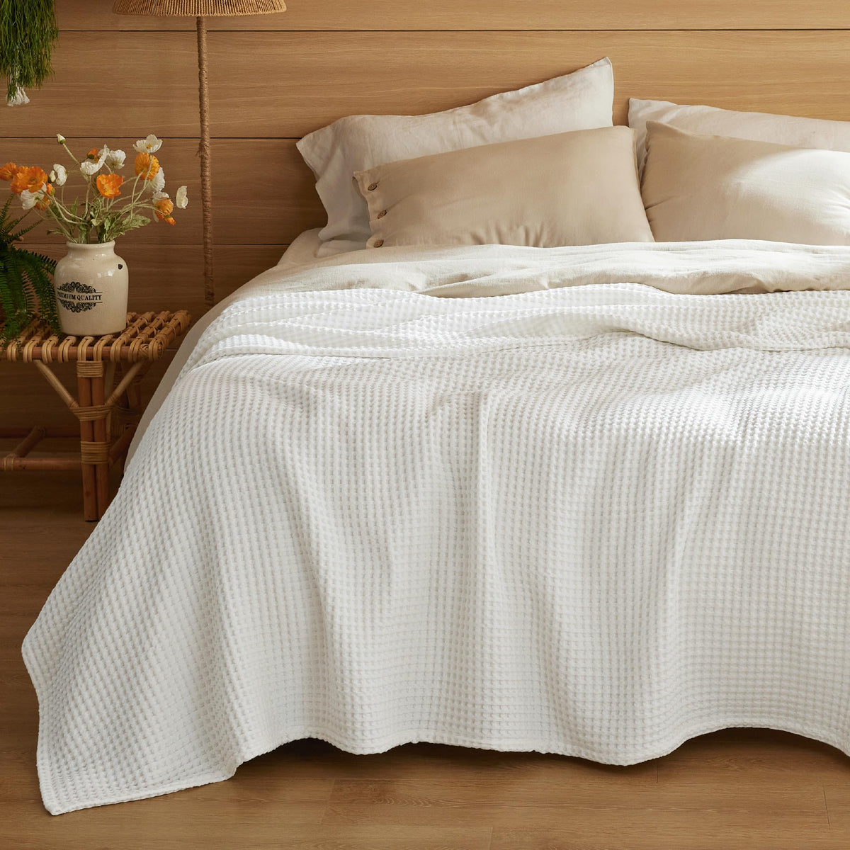 Bedsure Lightweight 100% Cotton Waffle Blanket, Queen, Linen