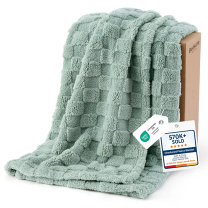 Bedsure Checkered Fleece Throw Blanket,Cute Home Decor,Sage Green,50"×60"