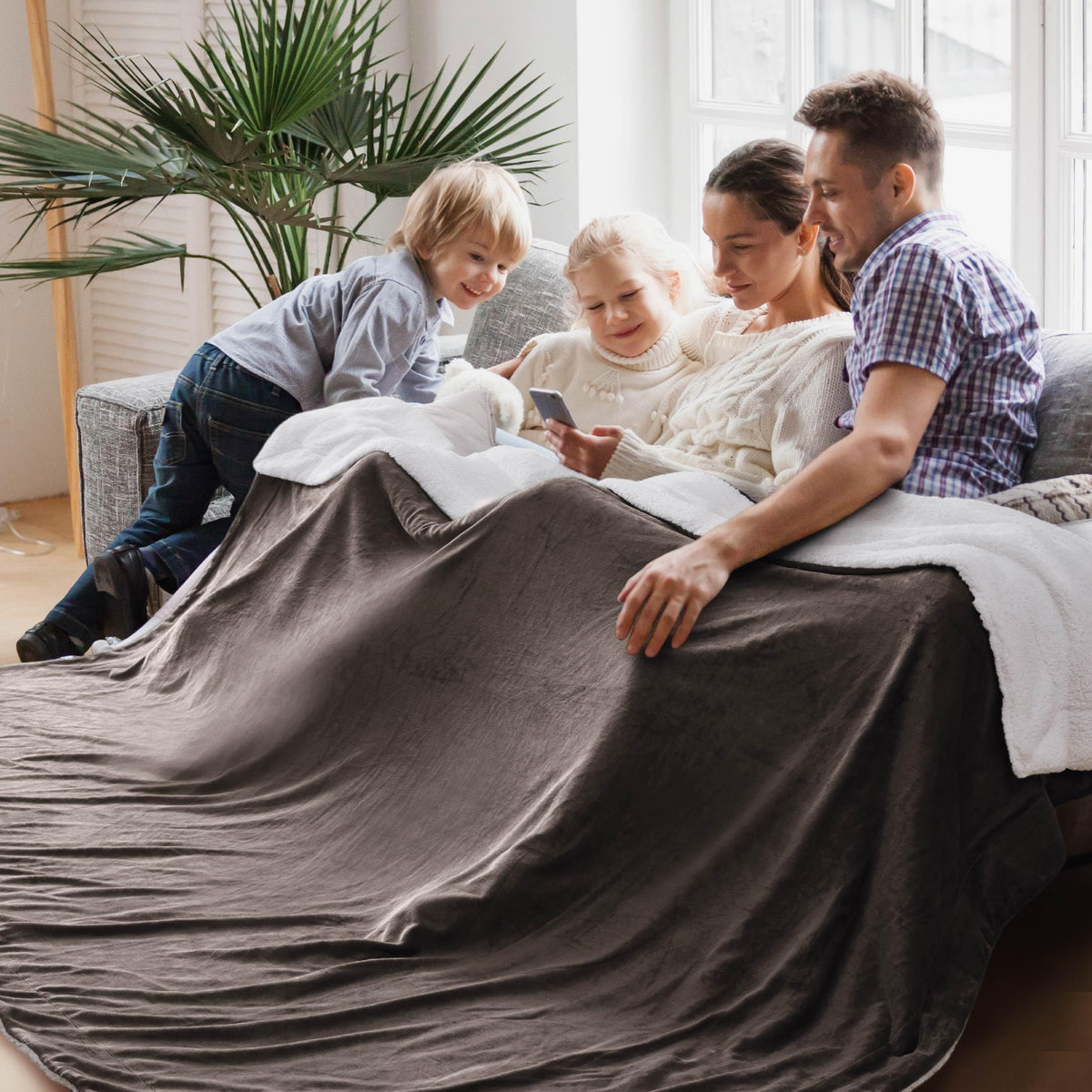 Bedsure GentleSoft Sherpa Fleece Throw Blanket for Couch, Non-Heated, Thick & Warm Cozy Comfort Blanket for Winter Fall, Soft Fuzzy Plush Throw Gifts for Women and Men, Grey, 50x60 Inches