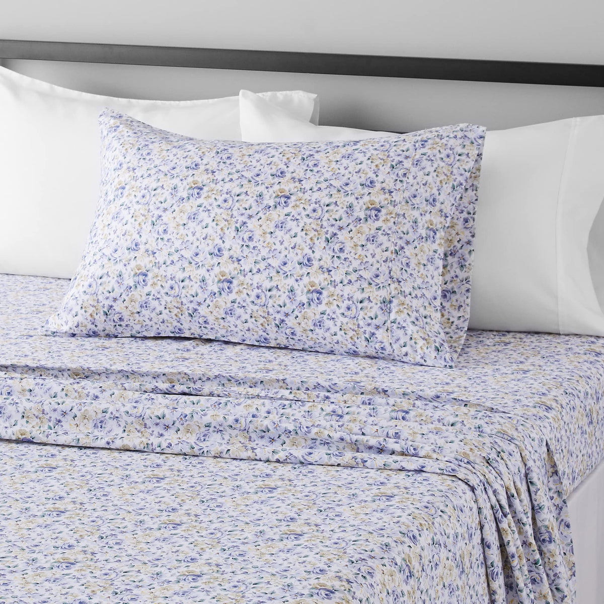 Amazon Basics Lightweight Breathable Wrinkle-Free Brushed Microfiber 3-Piece Bed Sheet Set with 14-Inch Deep Pockets, Twin, Bright White, Solid