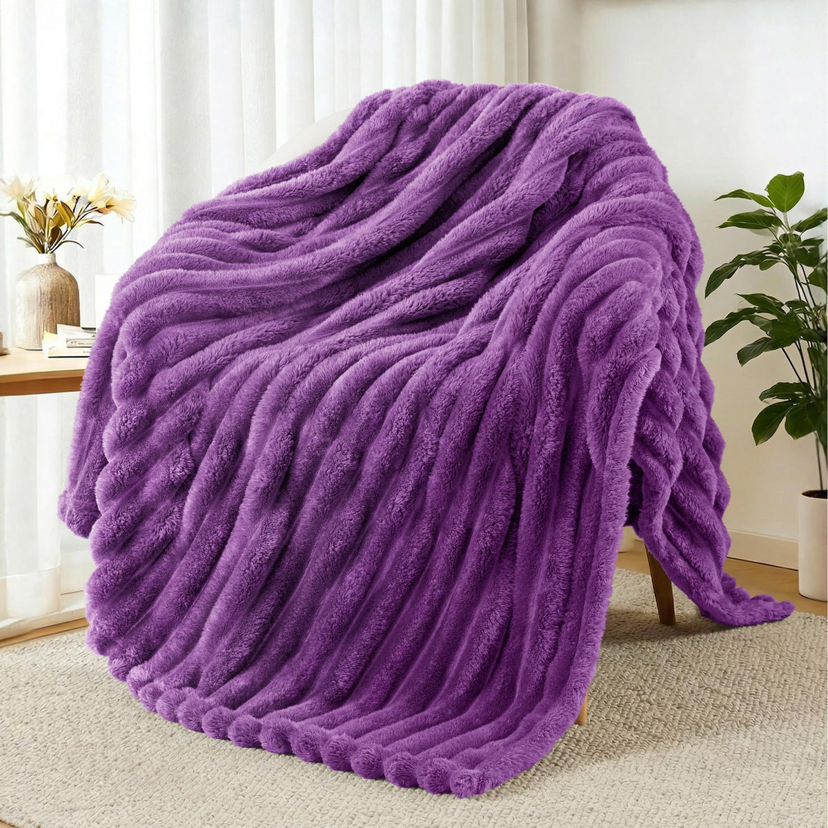 Exclusivo Mezcla Striped Fleece Throw Blanket for Couch, Sofa, Navy Blue