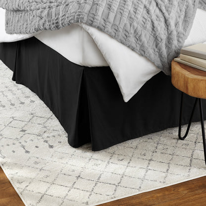 Amazon Basics Lightweight Pleated Bed Skirt, Machine Washable, Wrinkle and Fade Resistant, Queen, Black