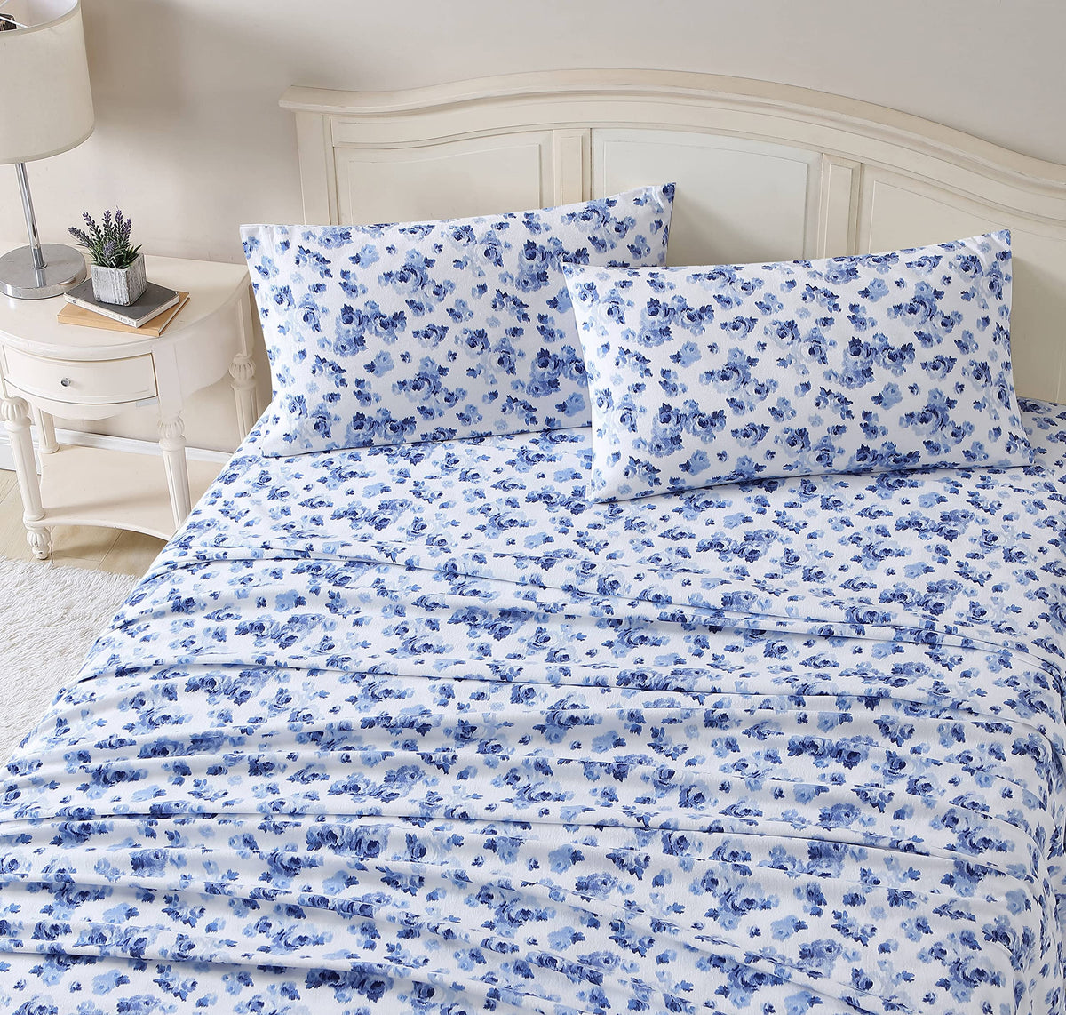 Laura Ashley - Queen Sheet Set with Fitted Sheet & Pillowcases